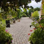 Haus Maria Neubach
